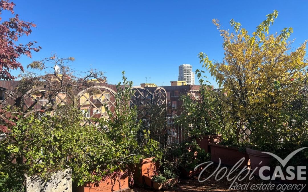 Attico 7° e 8° piano con terrazzi, box e posto auto